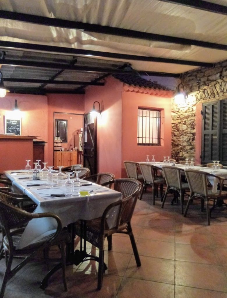 Tavagna Club Restaurant